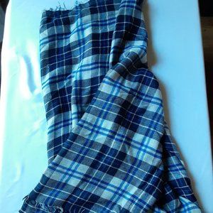 Plaid Blue & White Blanket Scarf (SOFT)